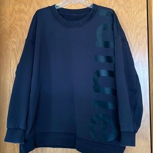 Lululemon perfectly oversized logos sweatshirt